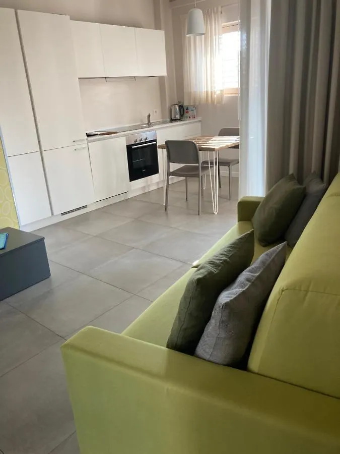 Green House 71 Verona Apartment